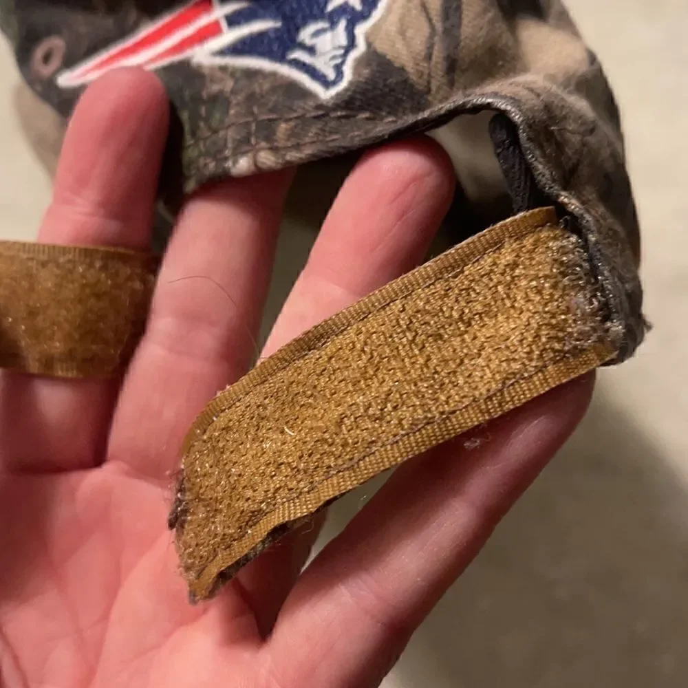 Kids 9Forty Patriots Camouflage Baseball hat. Size child.